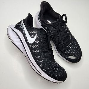 Nike Vomero 14 Black And White Sneaker Running Womens 7